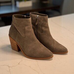Lisa Vicky Suede Ankle Boot